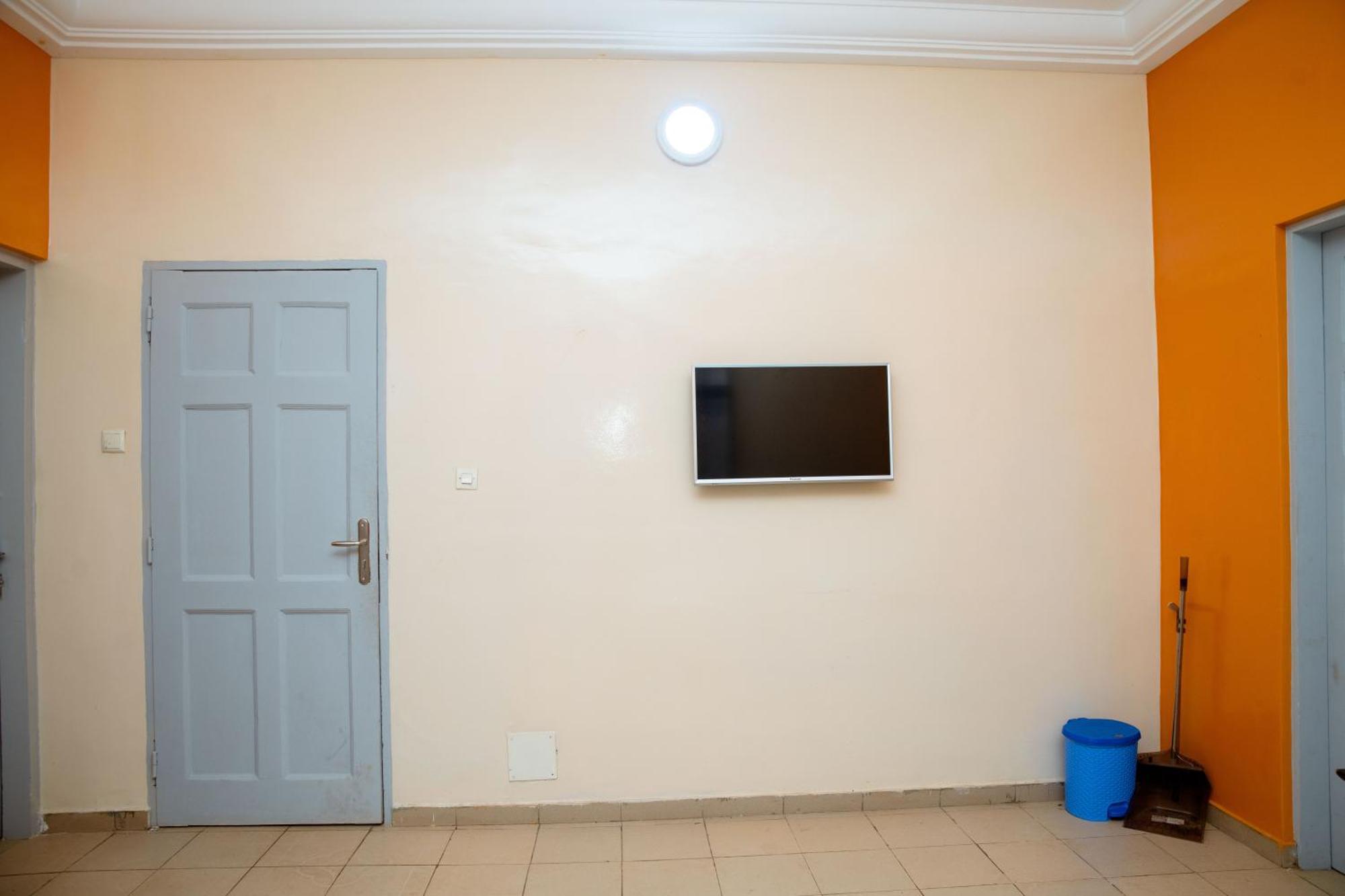 Studio Residence Condominium Ломе Экстерьер фото